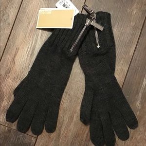 Michael Kors 🆕 with tags gorgeous gloves